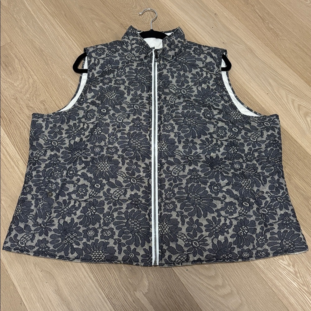 LIZ CLAIBORNE (XL) Quilted Reversible Vest Floral Patterned / Cream Lightweight - Picture 8 of 13